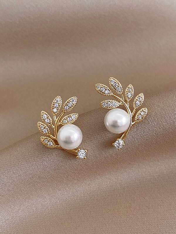 Korean Leaf Pearl Luxurious Rhinestone Stud Earring