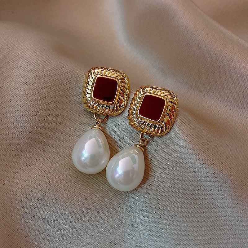 45216 gold pearl beautiful Earring