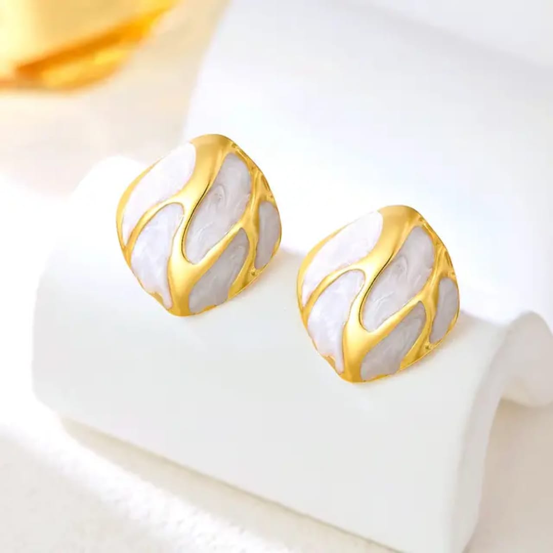 korean cute white anti tarnish earring