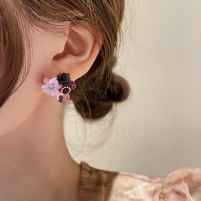 40512 Korean Purple Flower stone Earring