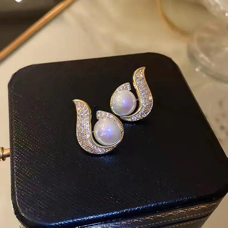 Cute Pearl Sparkling Crystal Stud Earrings - Shine