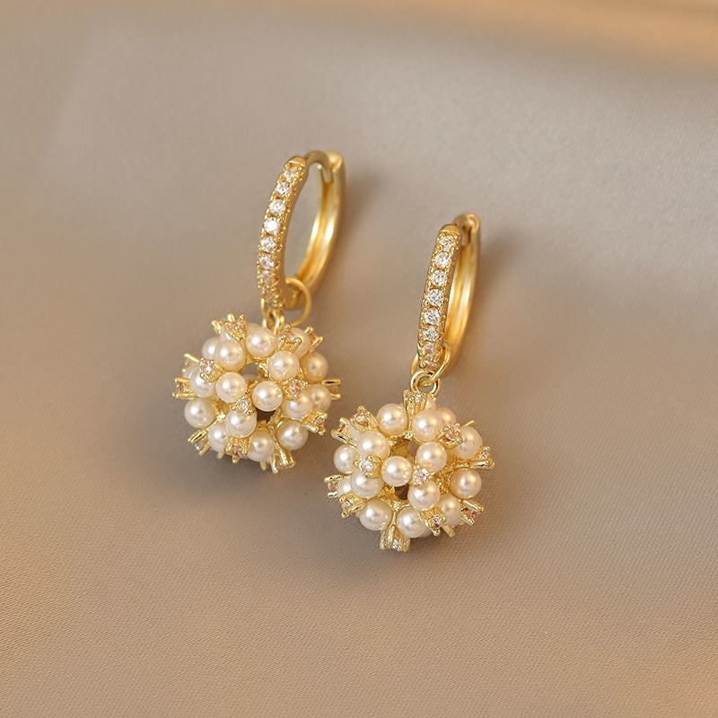 60712 Korean Beautiful Pearl And Zirconia Earring