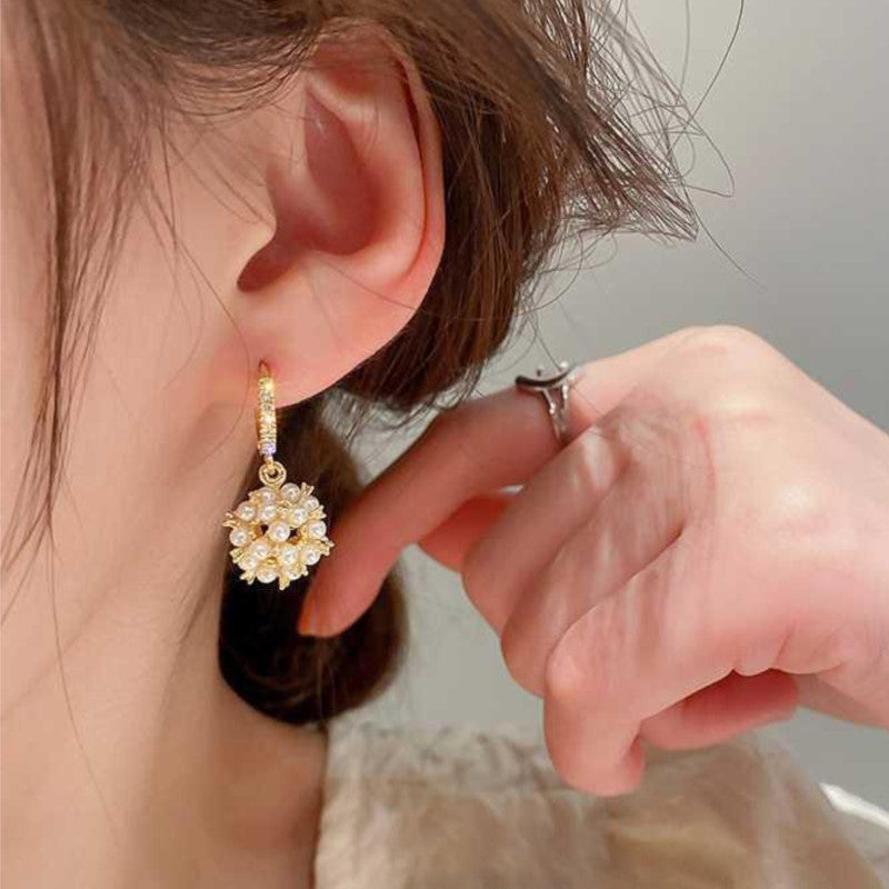 60712 Korean Beautiful Pearl And Zirconia Earring