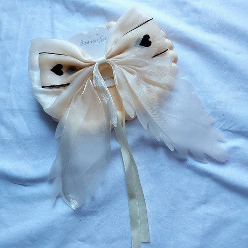 Beautiful 😍 heart white bow