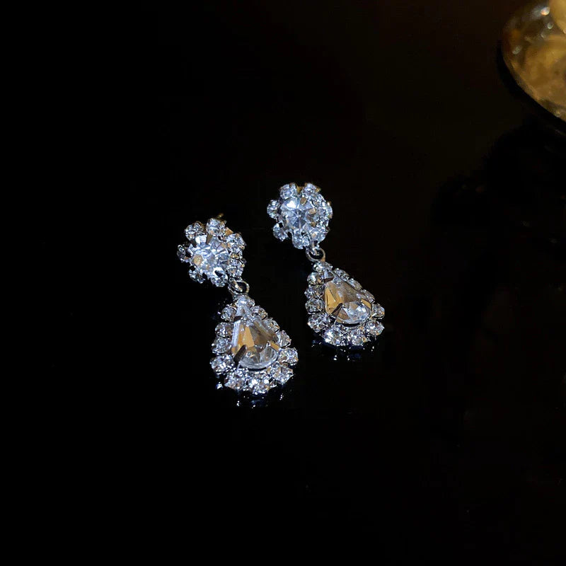 60242 Korean Luxurious Drop Diamond stone Earring