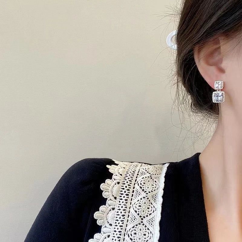 60524 Korean unique Square Luxury Diamond Earring